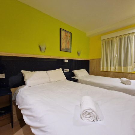 Pension Izar Bat Guesthouse San Sebastián Kültér fotó