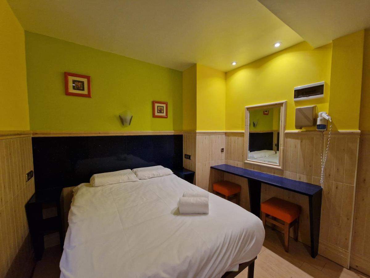 Pension Izar Bat Guesthouse San Sebastián Kültér fotó