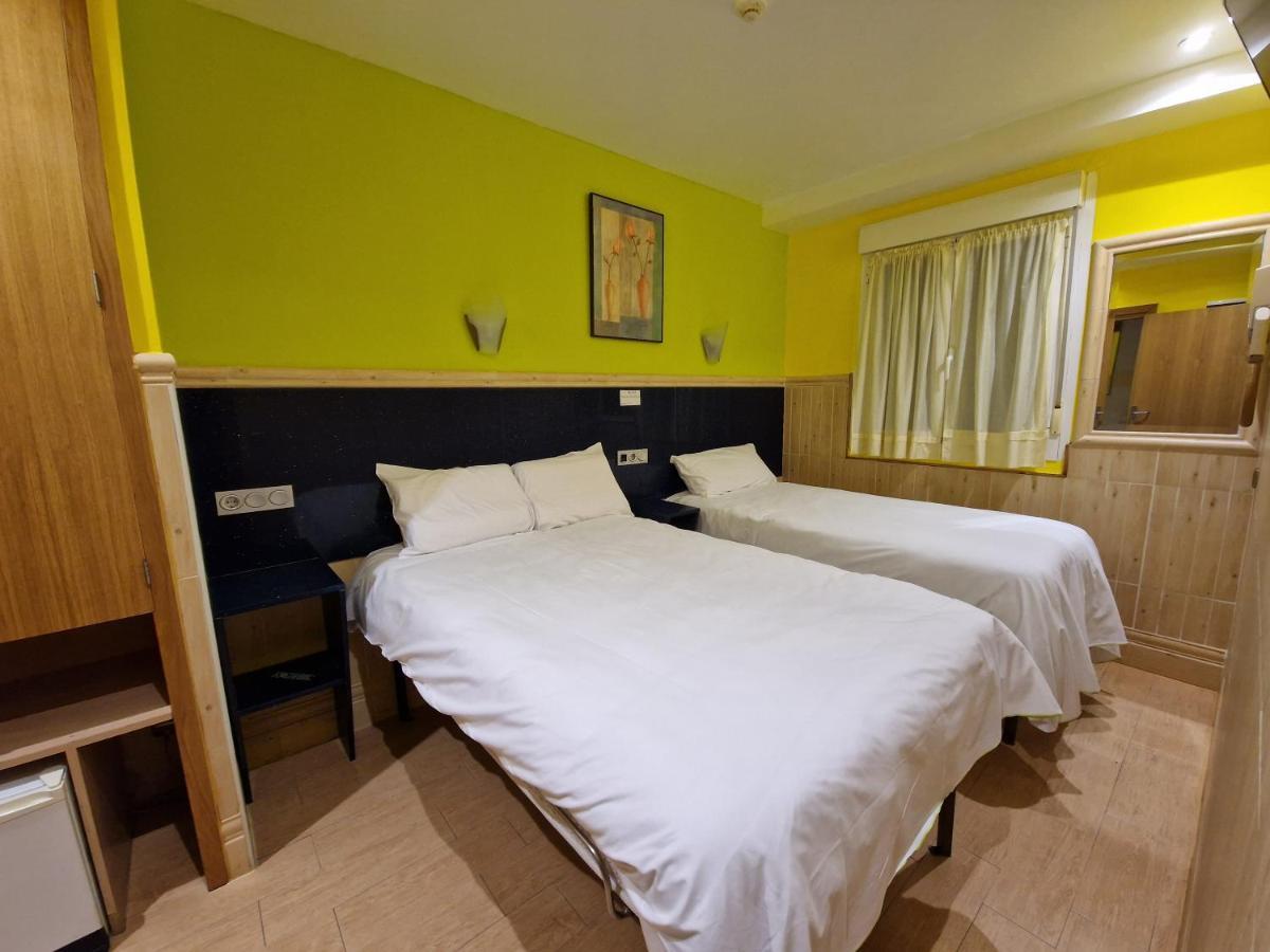 Pension Izar Bat Guesthouse San Sebastián Kültér fotó